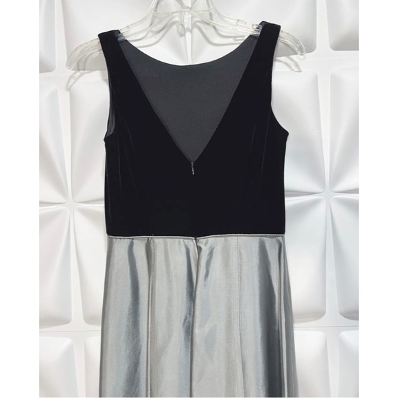 Crimson Lawrence Kurtz Sz 4P Black Velvet Silver Taffeta Long Formal Dress Gown - Picture 6 of 9